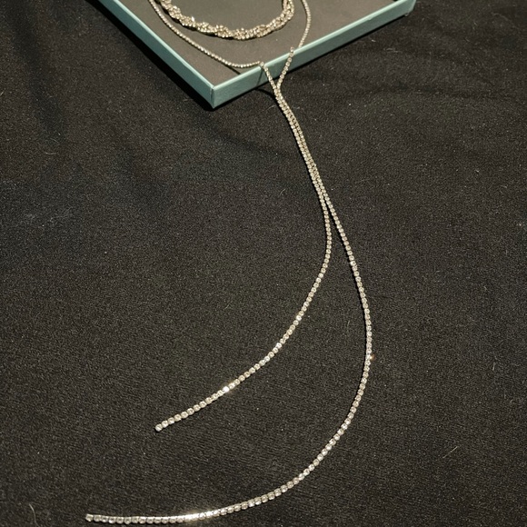 Silver tone layered necklace - Picture 5 of 5